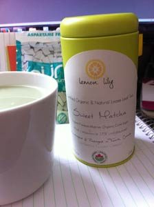 organic matcha green tea powder lemon lilly